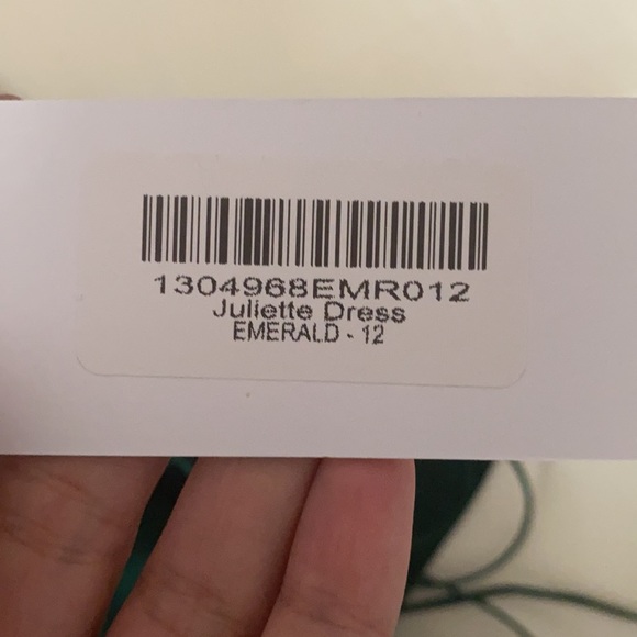 REFORMATION Juliette Dress in Emerald - Picture 4 of 4